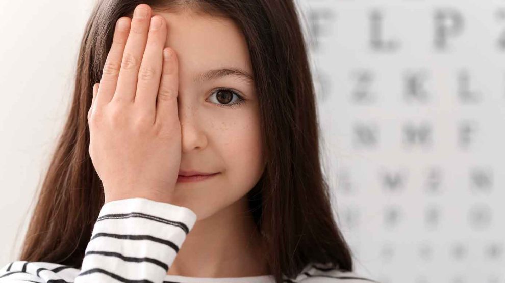degenerative myopia Host and care